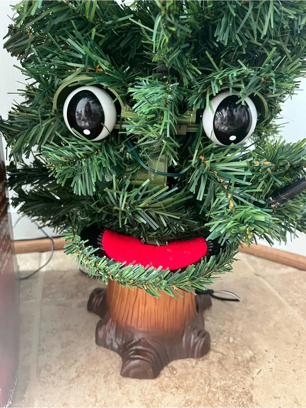 Gemmy Douglas Fir Talking Tree Sings Light Up Xmas 1997 Christmas TESTED- READ